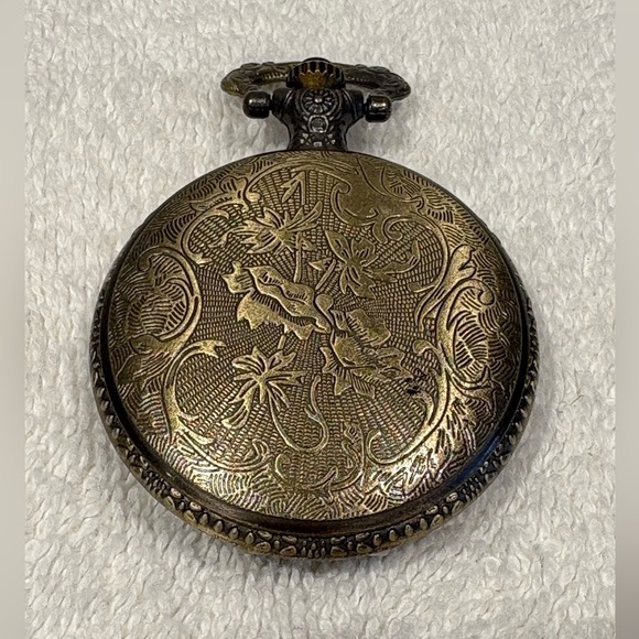 Vintage Bronze Motorcycle Pocket Watch - Picture 3 of 8